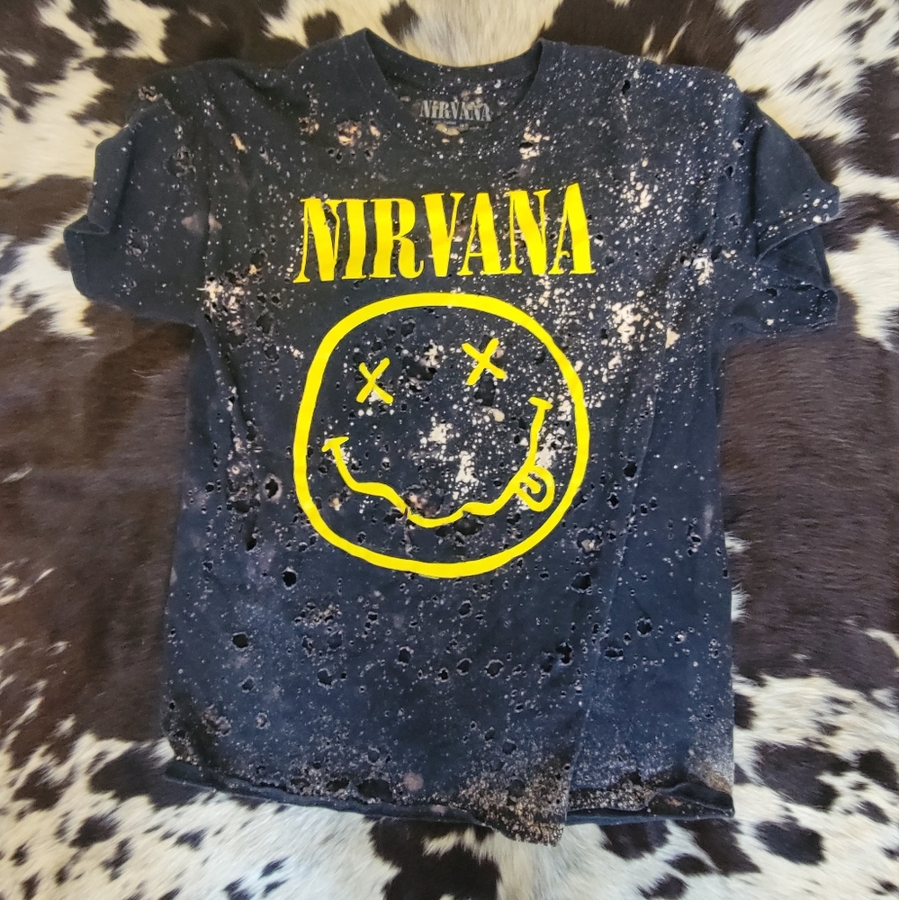 Graphic tee